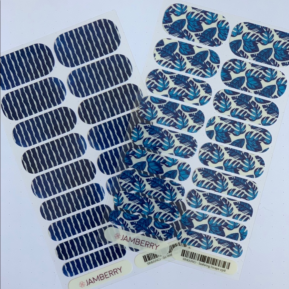 Nail wraps